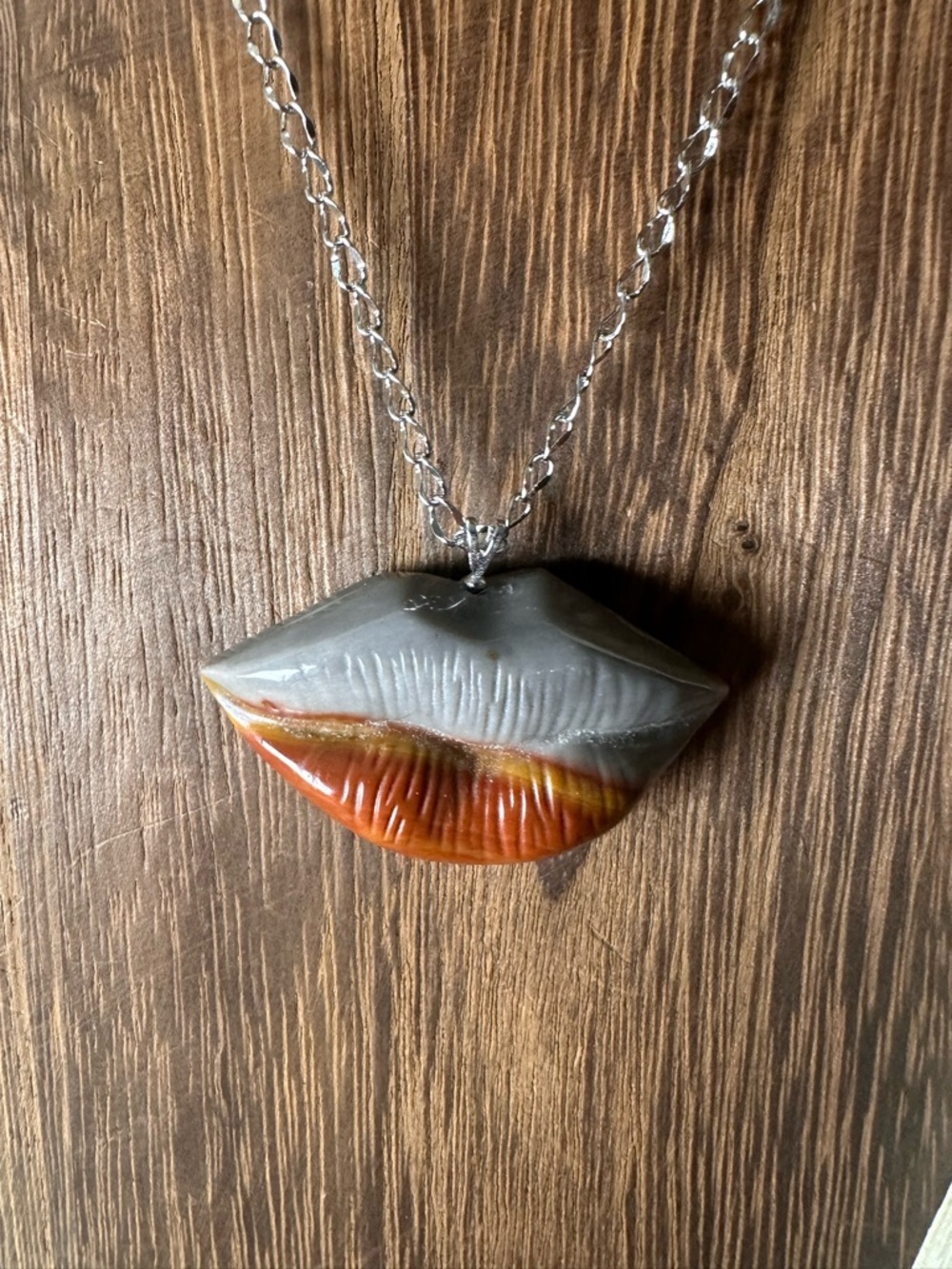 Alashan Agate Lips Pendant Necklace on Sterling Silver Bail and Stainless Steel - Picture 10 of 11
